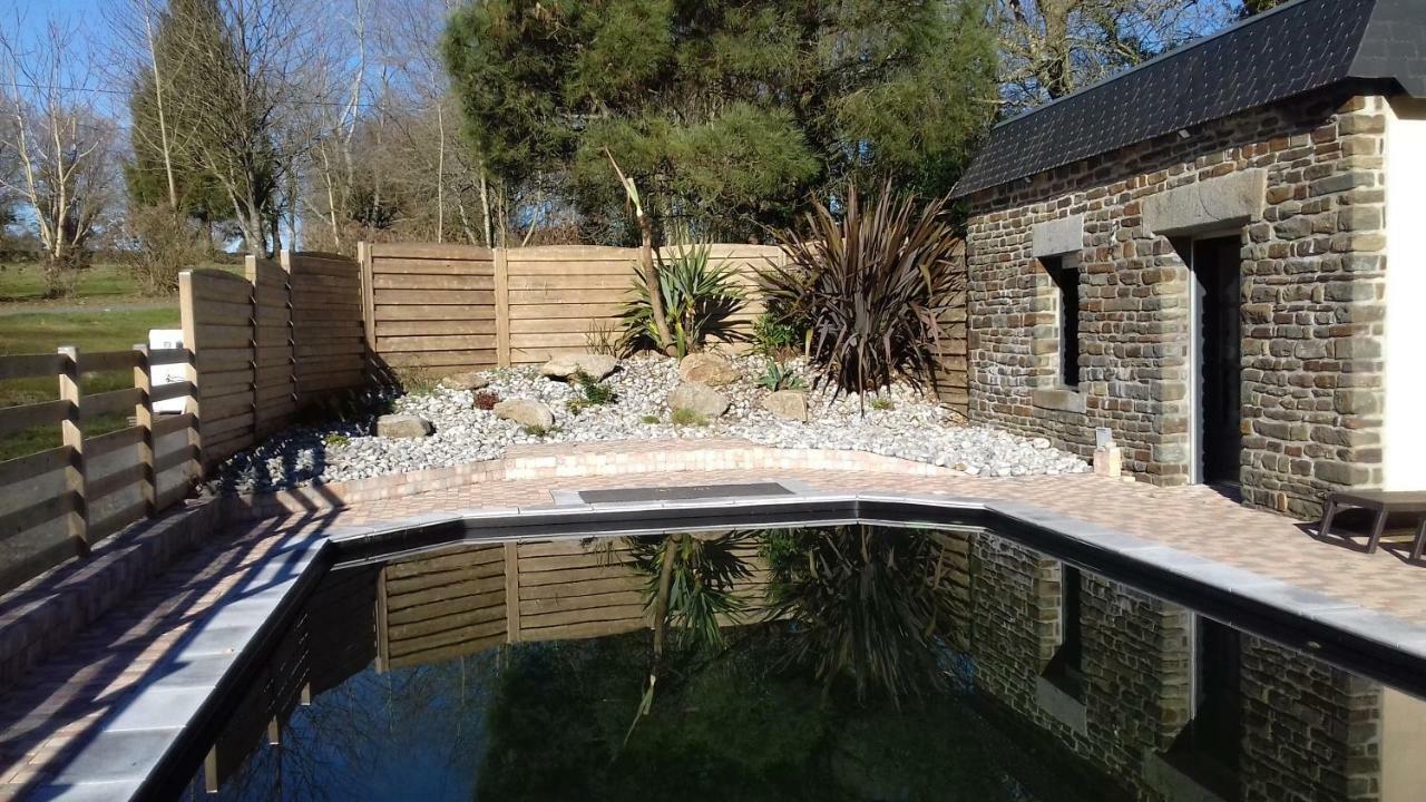Le Val Daniniere B&B Adult Only Le Mesnil-Garnier ภายนอก รูปภาพ