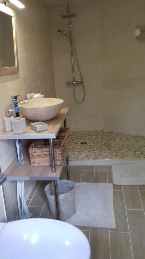 Le Val Daniniere B&B Adult Only Le Mesnil-Garnier ภายนอก รูปภาพ